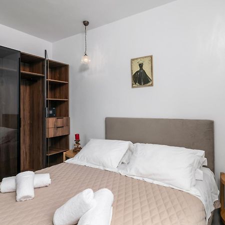Tsakanos Home 아다마스 외부 사진