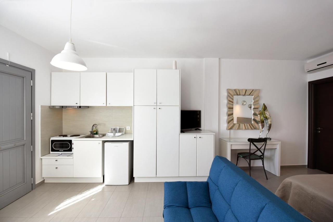 Tsakanos Home 아다마스 외부 사진