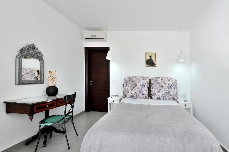 Tsakanos Home 아다마스 외부 사진
