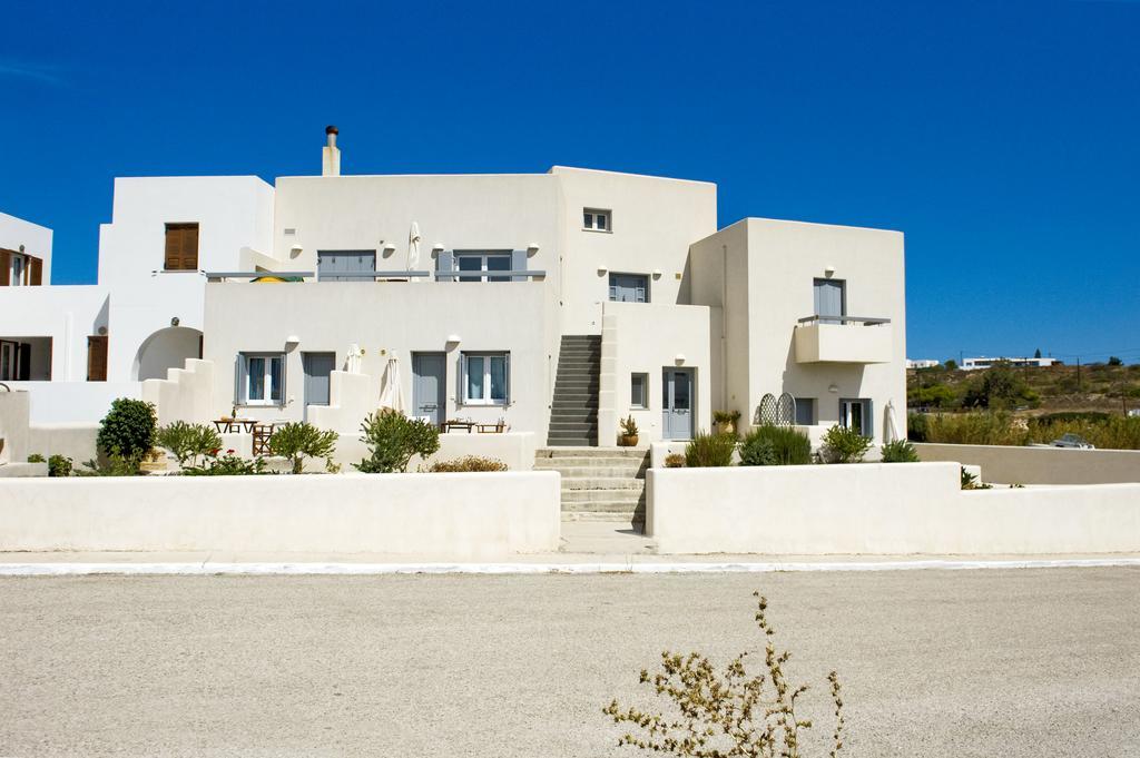 Tsakanos Home 아다마스 외부 사진